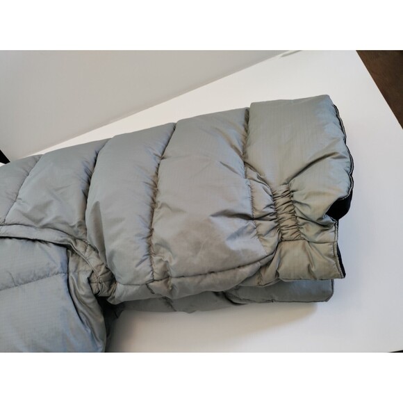 Extra Large Unisex Urban Equipment Gray Puffer Jacket With Removable Sleeves - Picture 12 of 16